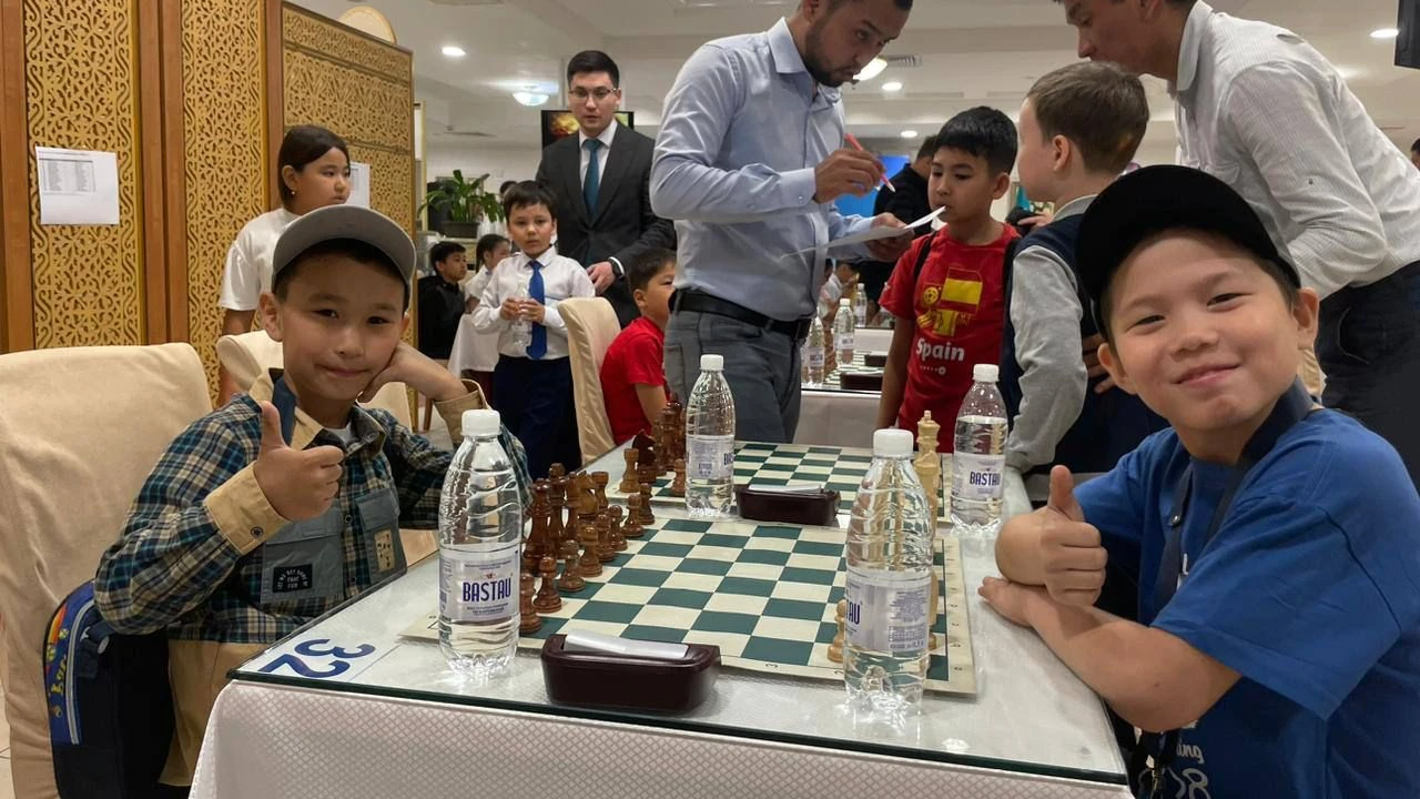 Ведомстволық бағынысты ұйымдар қызметкерлерінің балалары арасында шахмат бойынша турнир 